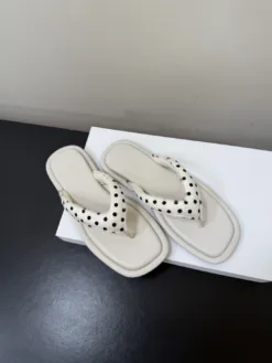 Alternative view of THE ROW Sandals & Slides EU35-40 B50202605031246119