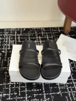 THE ROW Sandals & Slides EU35-40 C10202605033272129