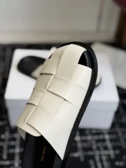 Alternative view of THE ROW Uncategorized Shoes EU35-41 B80202605031579129