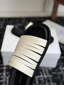 Alternative view of THE ROW Uncategorized Shoes EU35-41 B99202605033237129