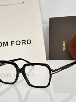 TOM FORD Glasses & Sunglasses A05202605041008569