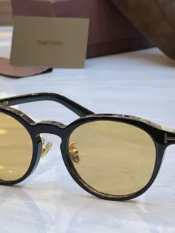Alternative view of TOM FORD Glasses & Sunglasses A4520260504972179