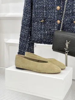 TOTEME Flats & Loafers EU35-39 C10202605031526129