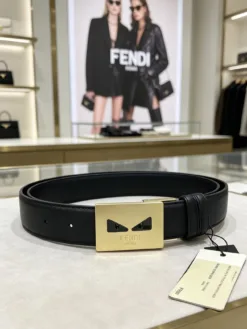 Alternative view of UGG Belts Unisex C520260504019549