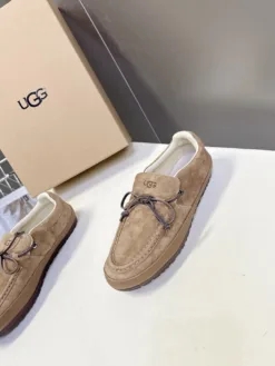 Alternative view of UGG Flats & Loafers EU35-40 B80202605030333129
