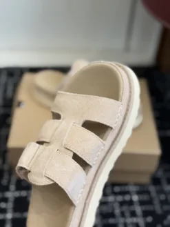 Alternative view of UGG Sandals & Slides EU35-41 B70202605031620119
