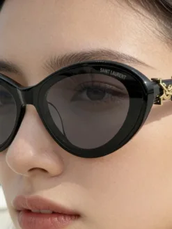 Alternative view of Uncategorized Glasses & Sunglasses A0020260504087759