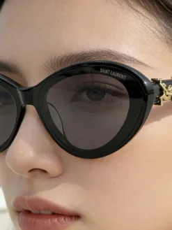 Alternative view of Uncategorized Glasses & Sunglasses A0020260504172259