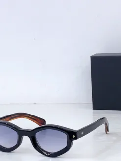 Alternative view of Uncategorized Glasses & Sunglasses B2520260504450099