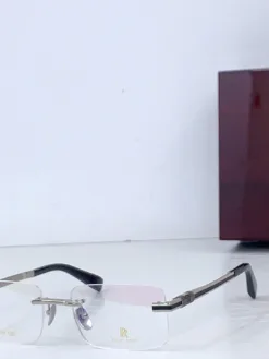 Alternative view of Uncategorized Glasses & Sunglasses B2520260504889099