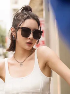 Alternative view of Uncategorized Glasses & Sunglasses G520260504287459
