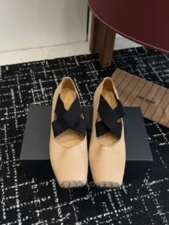 Uncategorized Heels EU35-40 D80202605031953179