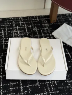 Uncategorized Sandals & Slides EU35-40 A7020260503198289