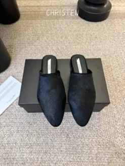 Uncategorized Sandals & Slides EU35-40 B90202605032142129