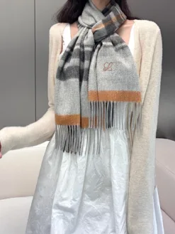 Alternative view of Uncategorized Scarves A9020260504782789