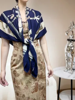 Alternative view of Uncategorized Scarves B0520260504189789
