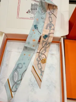 Alternative view of Uncategorized Scarves D520260504558449