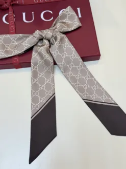 Alternative view of Uncategorized Scarves E020260504618249