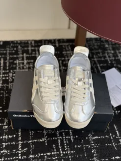 Uncategorized Sneakers EU35-40 B70202605031890119