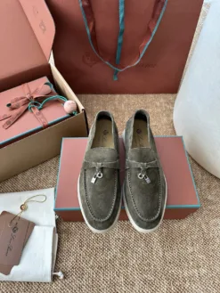 Uncategorized Uncategorized Shoes EU35-42 C00202605032870129