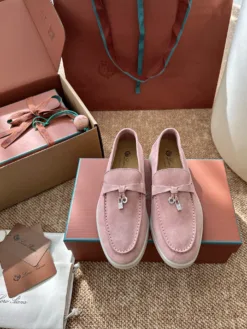 Uncategorized Uncategorized Shoes EU35-42 C00202605032874129
