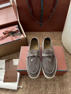Uncategorized Uncategorized Shoes EU35-42 C00202605032875129