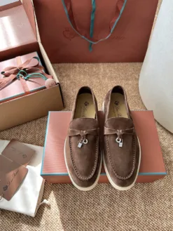 Uncategorized Uncategorized Shoes EU35-42 C00202605032879129