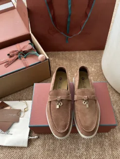 Uncategorized Uncategorized Shoes EU35-42 C00202605032881129