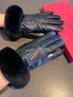 VALENTINO Gloves A0520260503001069