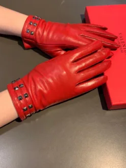 VALENTINO Gloves I520260503632259