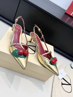 VALENTINO Heels EU35-39 C30202605032286139