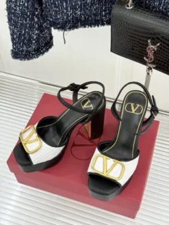 Alternative view of VALENTINO Heels EU35-39 C30202605033086139