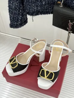 Alternative view of VALENTINO Heels EU35-39 C30202605033087139