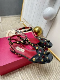Alternative view of VALENTINO Heels EU35-41 C50202605033415149