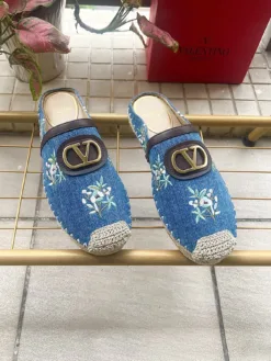 Alternative view of VALENTINO Heels EU36-41 B60202605030185119