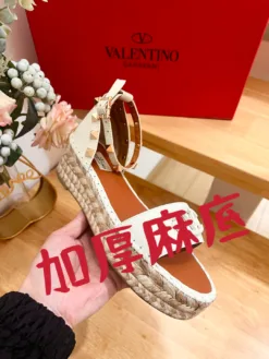 Alternative view of VALENTINO Heels EU36-41 B80202605030204129