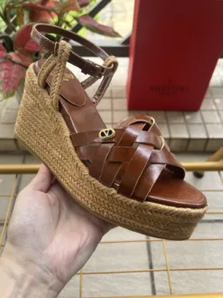 Alternative view of VALENTINO Heels EU36-41 B90202605030161129