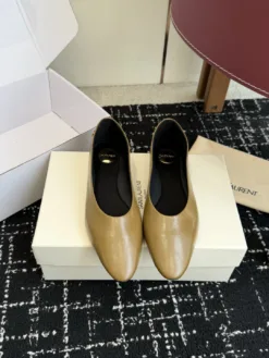 YSL Flats & Loafers EU35-41 C40202605030463139