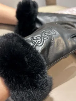 YSL Gloves A1520260503001469