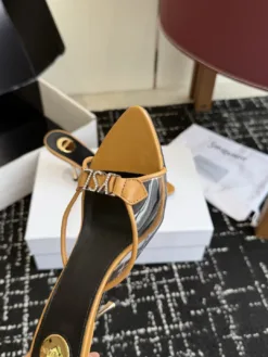 Alternative view of YSL Heels EU35-40 B90202605031030129