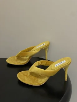 ALAIA Pumps & Heels Velvet (Yellow) EU35-39 B902026060300071291
