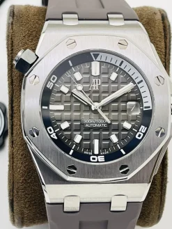 AUDEMARS PIGUET Royal Oak Offshore Automatic 15720 (Black Dial) 42mm ZF B650202606040191819