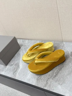 BALENCIAGA Sandals & Mules Velvet (Yellow) EU35-41 B60202606030043119