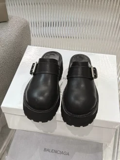 Alternative view of BALENCIAGA Slides & Slippers Leather (Black) EU35-41 B60202606030047119