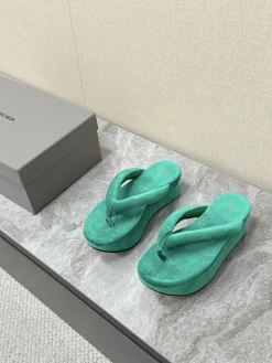 BALENCIAGA Slides & Slippers Suede (Green) EU35-41 B60202606030054119