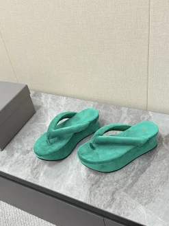 Alternative view of BALENCIAGA Slides & Slippers Suede (Green) EU35-41 B60202606030054119