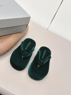Alternative view of BALENCIAGA Slides & Slippers Velvet EU36-42 B40202606030061109