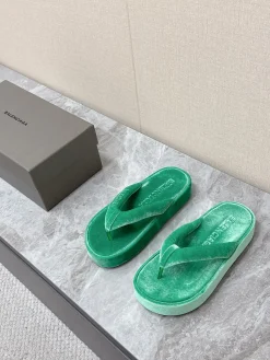 BALENCIAGA Slides & Slippers Velvet (Green) EU35-41 B10202606030063109