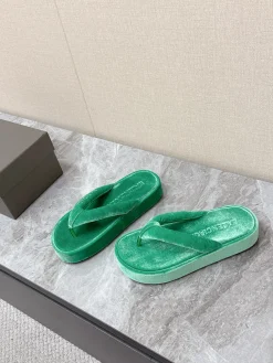 Alternative view of BALENCIAGA Slides & Slippers Velvet (Green) EU35-41 B10202606030063109