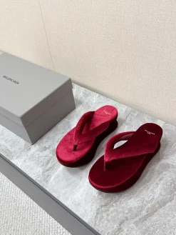 BALENCIAGA Slides & Slippers Velvet (Red) EU35-41 B60202606030066119